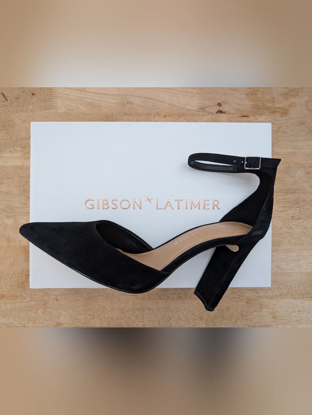 Gibson Latimer Black Suede Pointed-Toe Ankle-Strap Heel Size 7.5